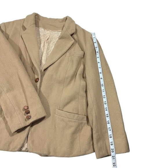 Kirkland Hall Union Made USA Women Camel Color 2 Button 100% Wool Blazer Sz 12 - Picture 12 of 14